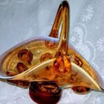 Редкая корзинка Чехословакия из гутного толстостенного стекла 1